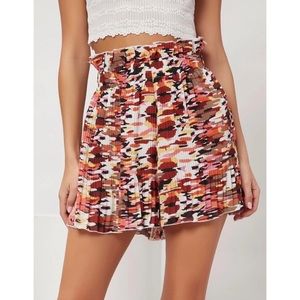 NWT Shein Paperbag Waist Plisse Shorts